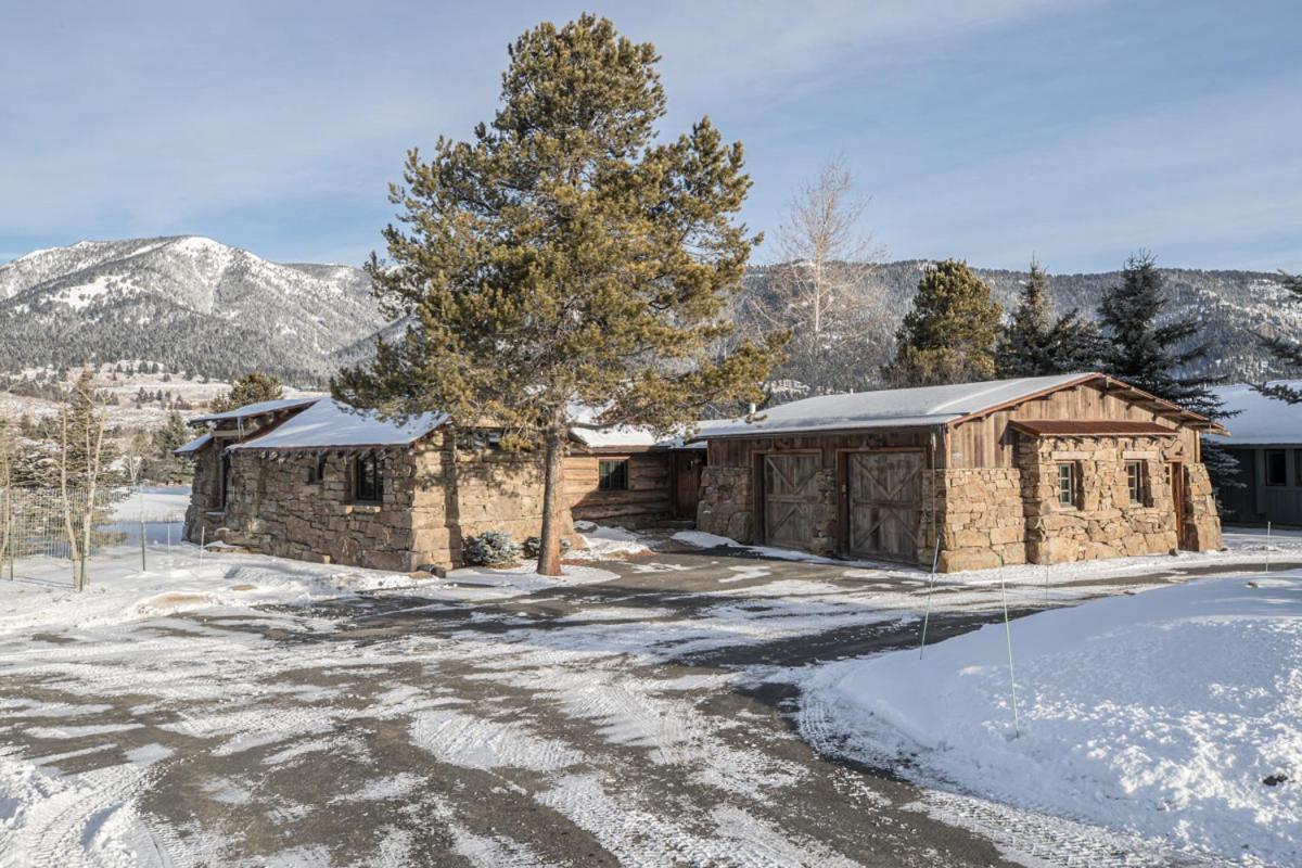 Villa Hobbit House Big Sky Exterior foto